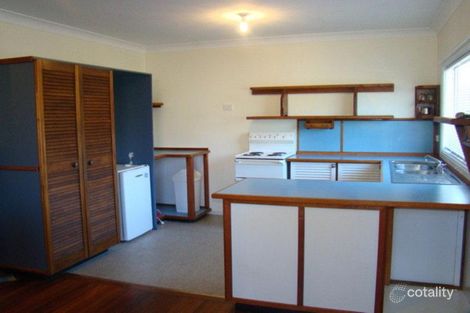 Property photo of 6 Winn Avenue Basin View NSW 2540