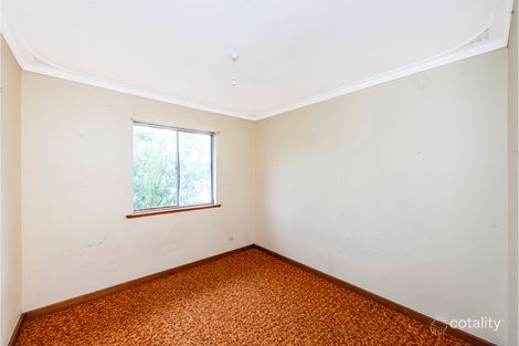 Property photo of 33 Dumsday Drive Forrestdale WA 6112