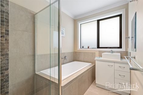 Property photo of 15 Norman Grove Werribee South VIC 3030