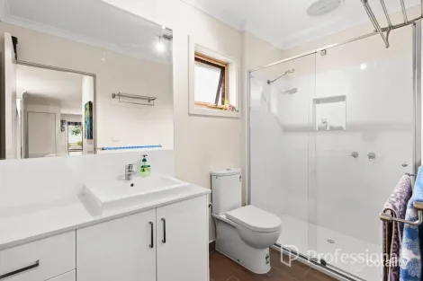 Property photo of 1/13 Rose Avenue Boronia VIC 3155