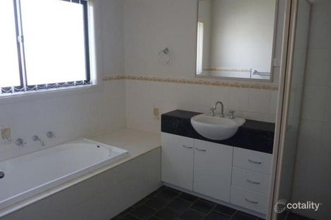 Property photo of 30 Paldi Crescent Glenfield Park NSW 2650