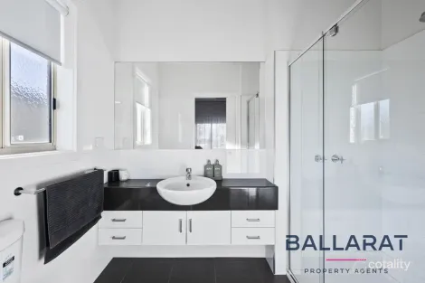 Property photo of 7 Alexandra Street Sebastopol VIC 3356