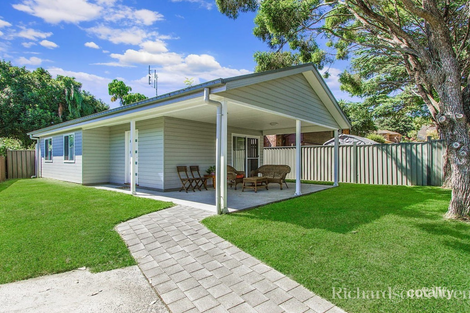 220 Brisbane Water Dr, Point Clare, NSW 2250