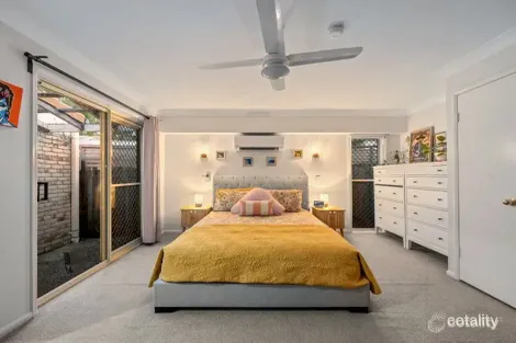 Property photo of 11 Bribie Place Forest Lake QLD 4078
