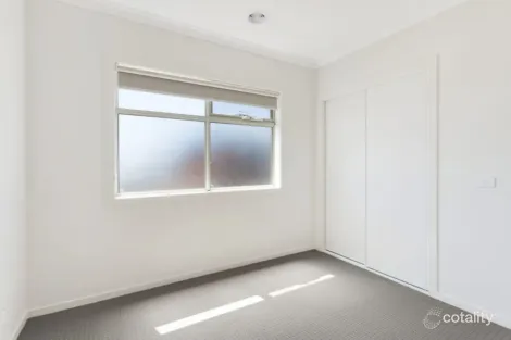 Property photo of 9 Squadron Road Point Cook VIC 3030