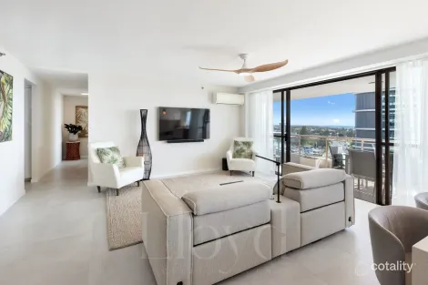 Property photo of 40/3 Cunningham Avenue Main Beach QLD 4217