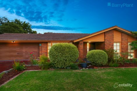 Property photo of 17 Lakeside Crescent Croydon Hills VIC 3136
