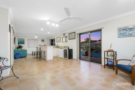 Property photo of 1 Leith Court Wynnum West QLD 4178