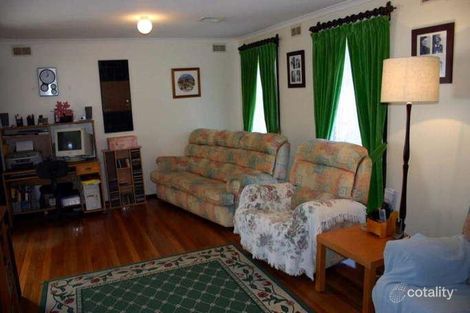 Property photo of 50 Cranbourne Drive Cranbourne VIC 3977