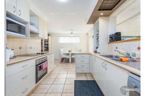 Property photo of 11 Winani Drive Ashmore QLD 4214