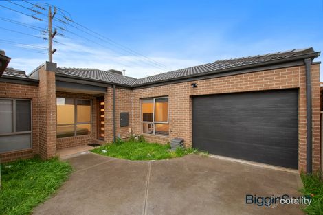 Property photo of 1/98 Tamarind Crescent Werribee VIC 3030
