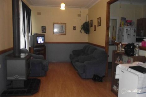 Property photo of 3 Gallop Avenue Parkes NSW 2870