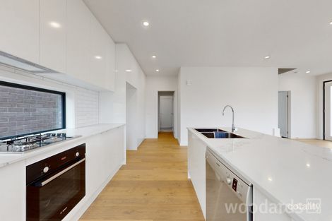 Property photo of 16 Wilkinson Crescent Bellfield VIC 3081