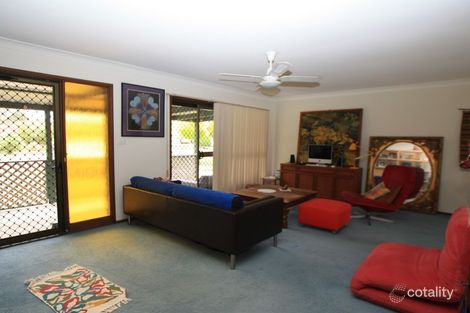 Property photo of 7 Kiah Close Ocean Shores NSW 2483