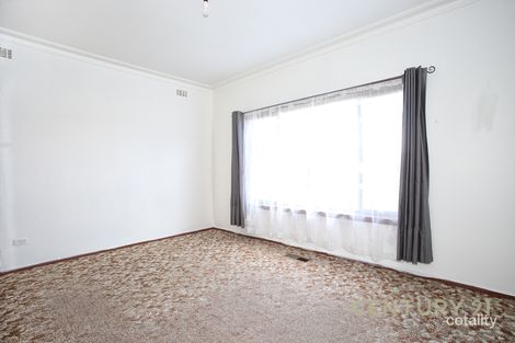 Property photo of 5 Ash Grove Dandenong VIC 3175