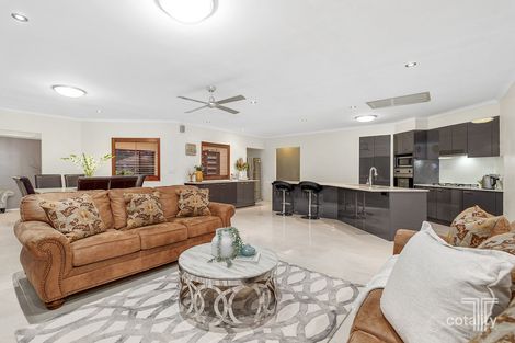 Property photo of 6 Razorback Close Carindale QLD 4152