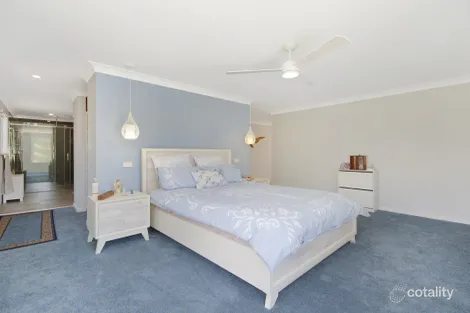 Property photo of 4 Villa Close Budgewoi NSW 2262