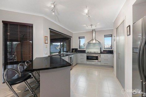 Property photo of 3 Jembecca Drive Berwick VIC 3806