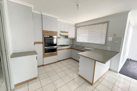 Property photo of 1/23 Minerva Crescent Keilor Downs VIC 3038