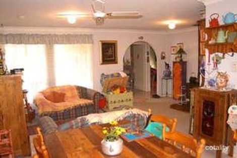 Property photo of 10 Kawana Avenue Blue Haven NSW 2262