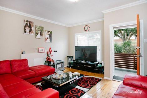 Property photo of 17 Central Road Unanderra NSW 2526