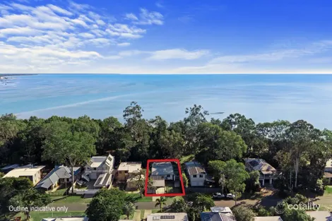 Property photo of 40 Kingfisher Parade Toogoom QLD 4655