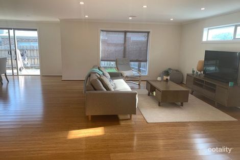 Property photo of 6 Diba Rise Narre Warren VIC 3805