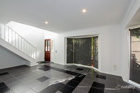 Property photo of 1/32 Billington Street Labrador QLD 4215