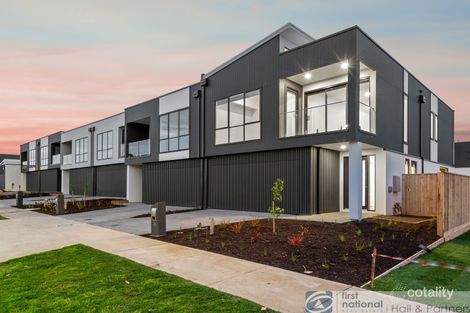 16 Ironwood Ave, Cranbourne North, VIC 3977