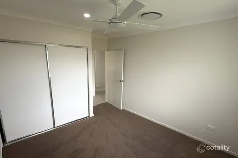 Property photo of 11 Echo Court Eli Waters QLD 4655