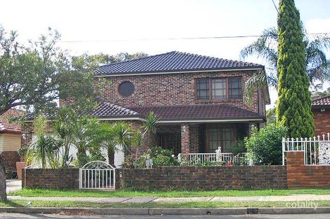 21 Banksia Rd, Greenacre, NSW 2190