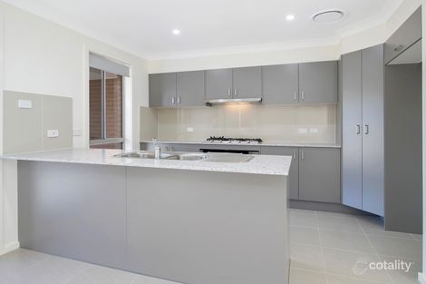 19 Labuan Rd, Holsworthy, NSW 2173