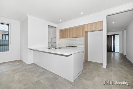 Property photo of 142 Shortridge Drive Lucas VIC 3350