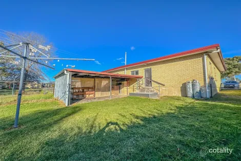Property photo of 2/114 Lock Street Stanthorpe QLD 4380