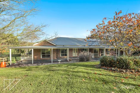 Property photo of 15 Binbeal Road Drouin VIC 3818