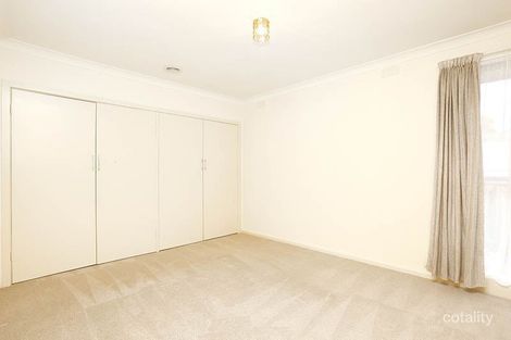 Property photo of 4 Regency Place Glen Waverley VIC 3150