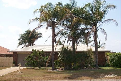 16 Ian Ave, Kawungan, QLD 4655