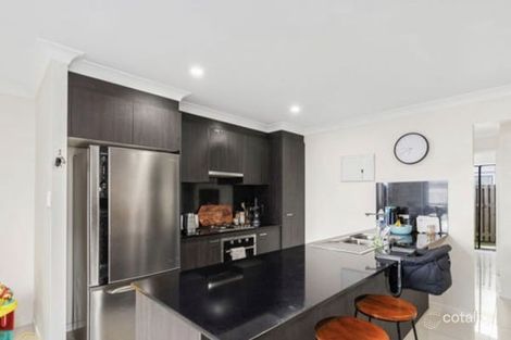 Property photo of 17 Barron Court Pimpama QLD 4209