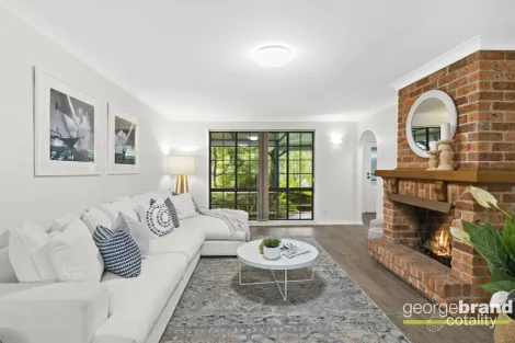 Property photo of 17 Fox Close Kariong NSW 2250