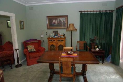 Property photo of 17 Warrawong Street Kooringal NSW 2650