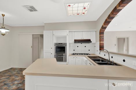 Property photo of 33 Ashwood Drive Nunawading VIC 3131