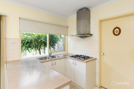 Property photo of 52 Kings Court Oakleigh East VIC 3166