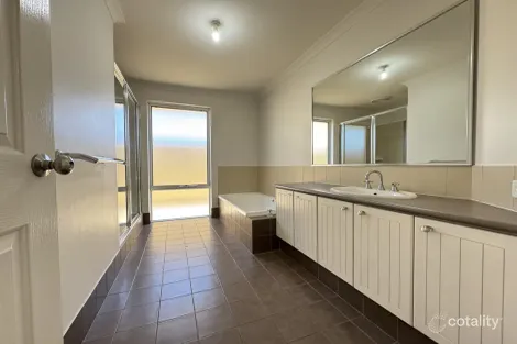 Property photo of 9B Eiffel Crescent Port Kennedy WA 6172