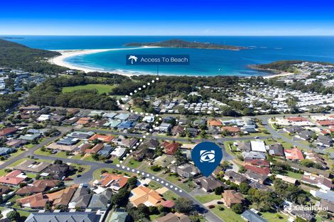 1/10 Pebble Pde, Fingal Bay, NSW 2315