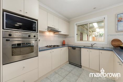 Property photo of 16 Glencoe Place Lilydale VIC 3140
