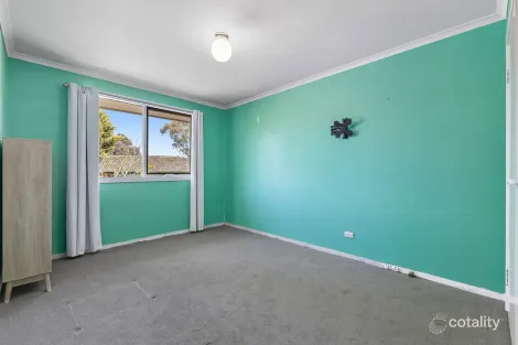 Property photo of 3 Beccie Court Ferntree Gully VIC 3156