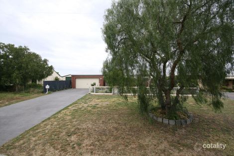 182 Grove Rd, Grovedale, VIC 3216