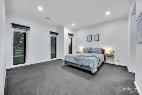 Property photo of 22 Reston Way Strathtulloh VIC 3338