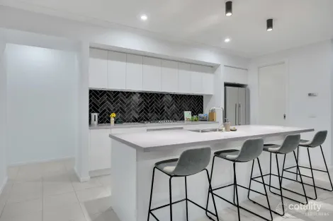 Property photo of 22 Reston Way Strathtulloh VIC 3338