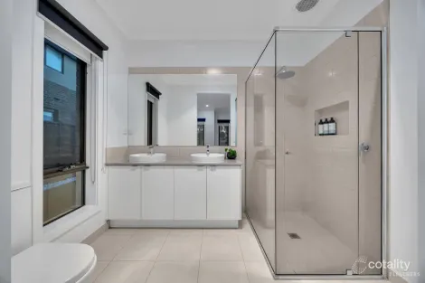 Property photo of 22 Reston Way Strathtulloh VIC 3338